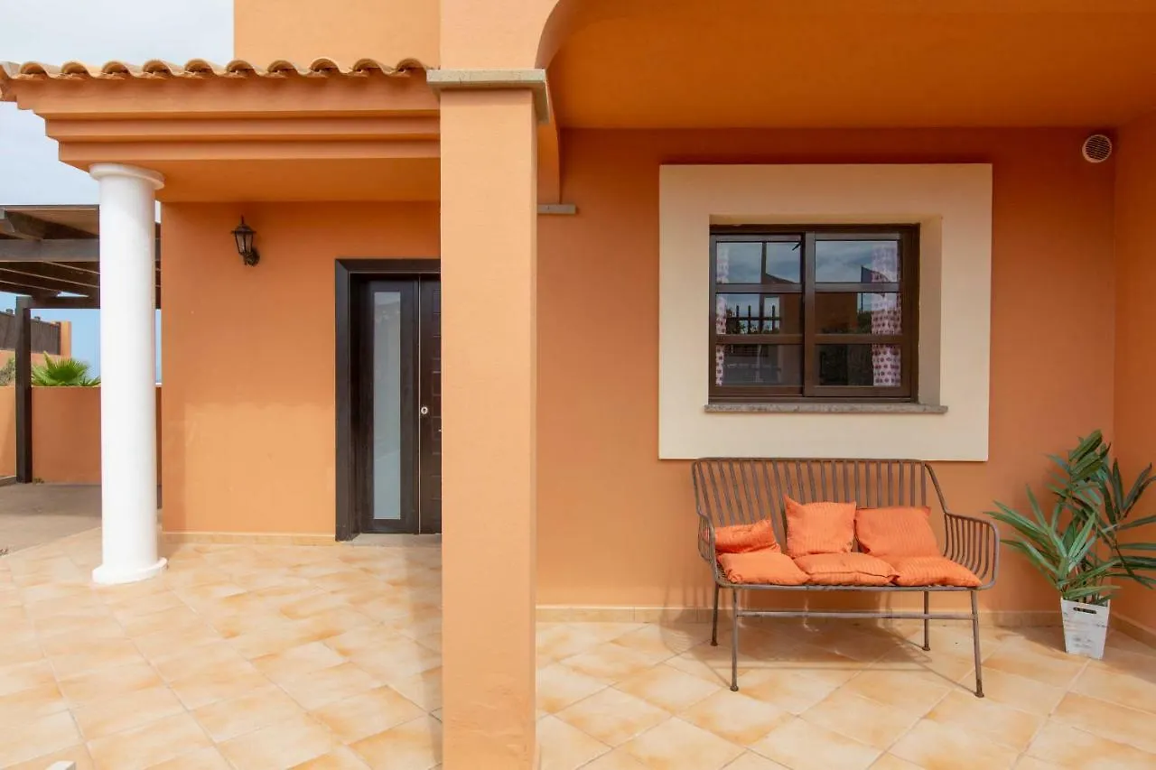 Oyo Bahia Resort La Oliva 4*,