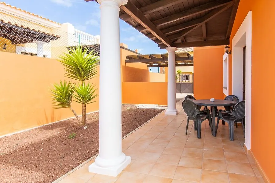 Hotel Oyo Bahia Resort La Oliva